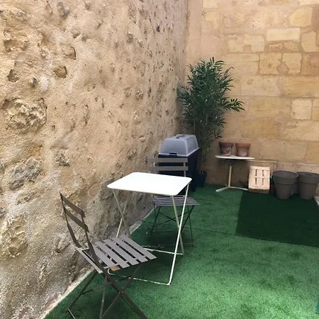 * Hyper Centre*local A Velo Lejlighed